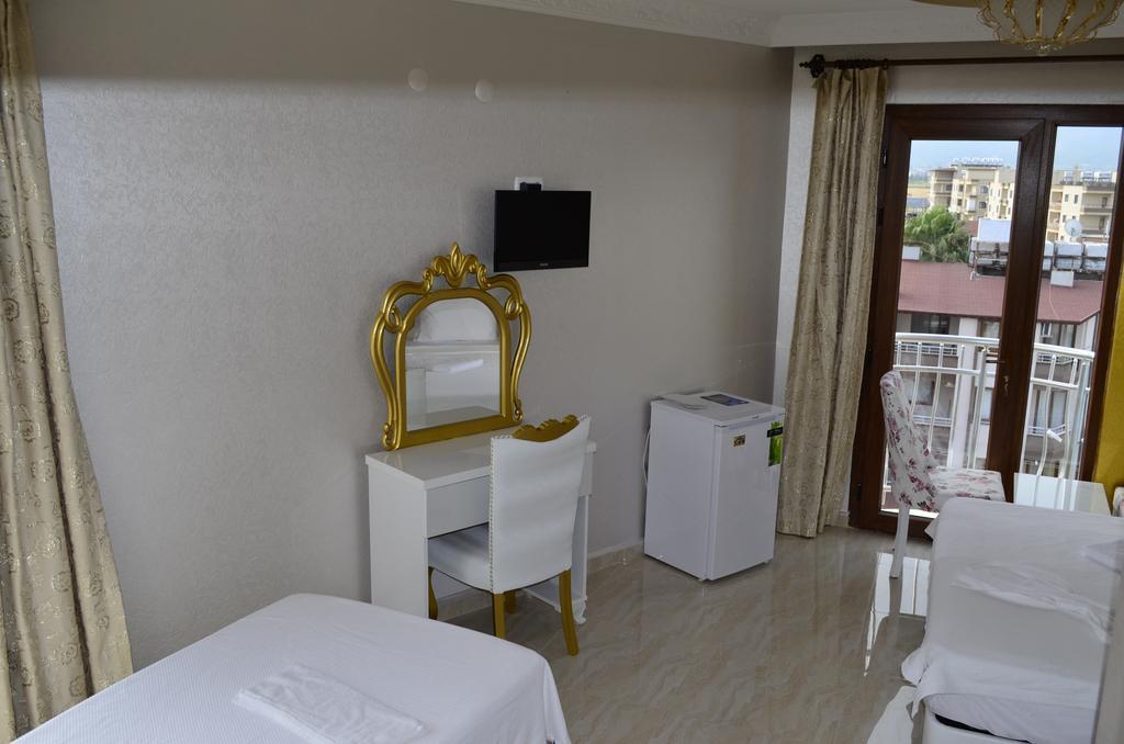 Alev Palace Otel Arsuz Zimmer foto
