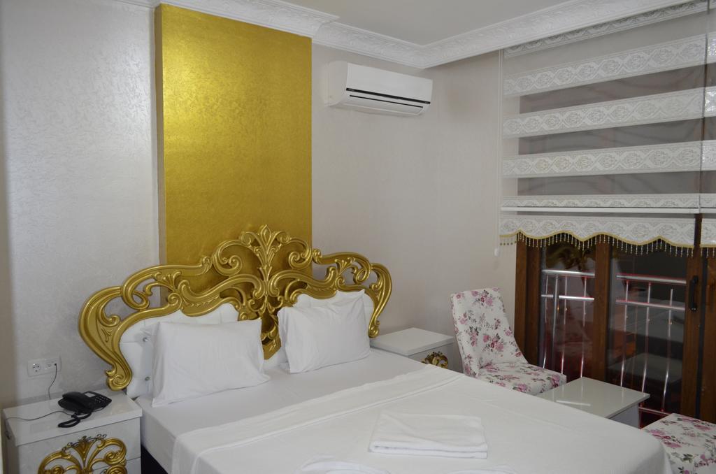 Alev Palace Otel Arsuz Zimmer foto